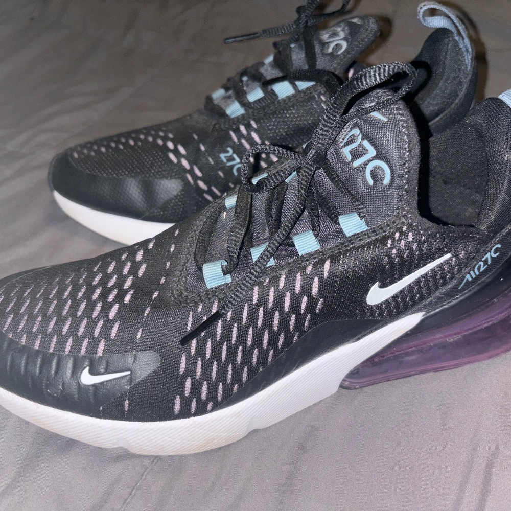 Women’s Nike air max 270